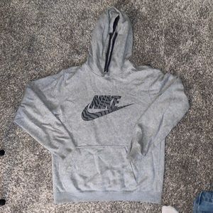 grey nike drawstring hoodie